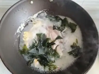 Make Squids with egg soup step 5
