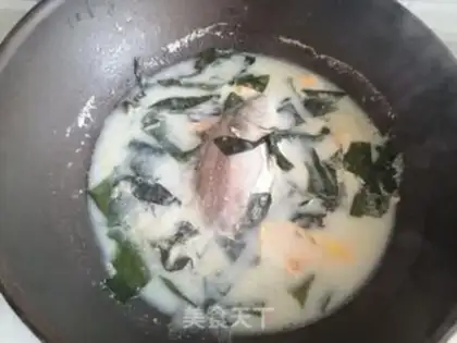 Make Squids with egg soup step 6