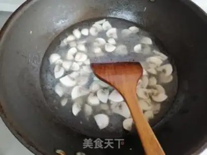 Make Fungusball soup step 3