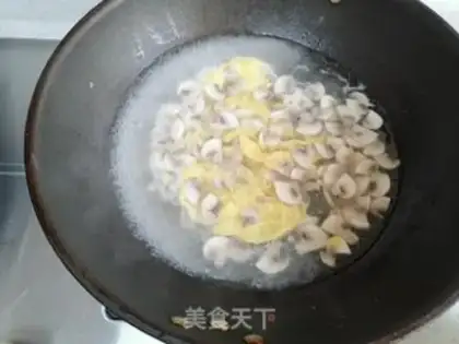 Make Fungusball soup step 4
