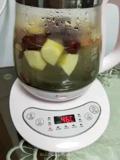 Make The apple soup step 4