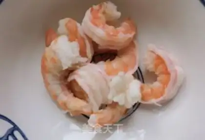 Make The spinach lumber shrimp step 1