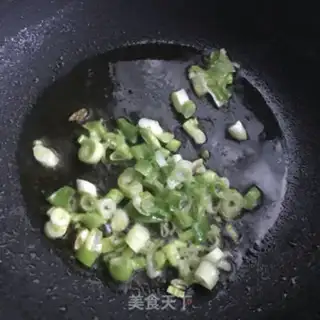 Make Onions of fried wheat step 8