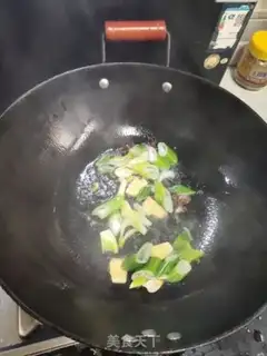 Make Mustard button step 10