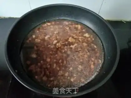 Make Meat sauce and rice powder step 5