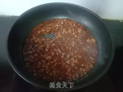 Make Meat sauce and rice powder step 6