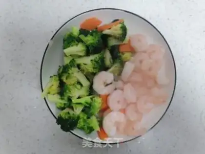 Make Shrimp fried broccoli step 2