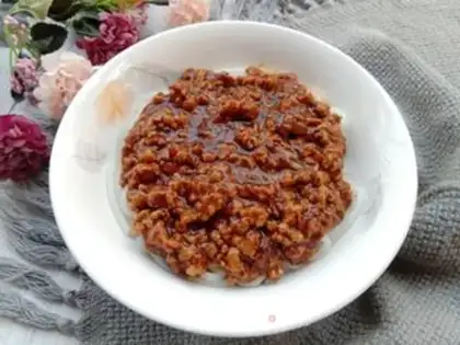 Make Meat sauce and rice powder step 8