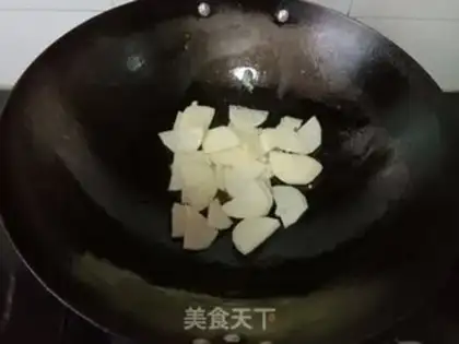 Make Pepper potato fried sausage step 3