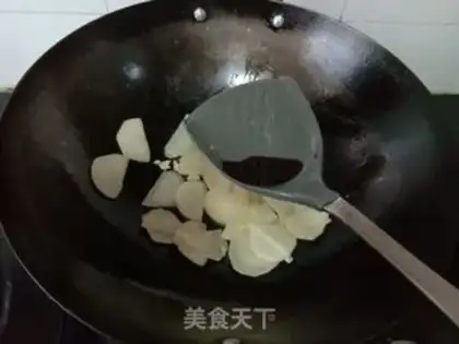 Make Pepper potato fried sausage step 4