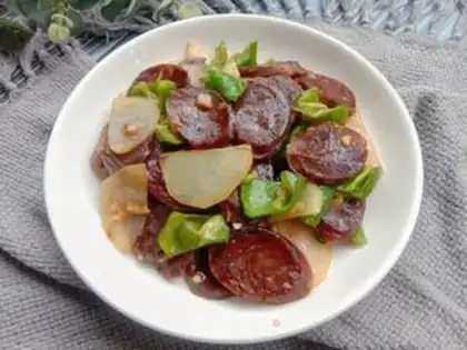 Make Pepper potato fried sausage step 10