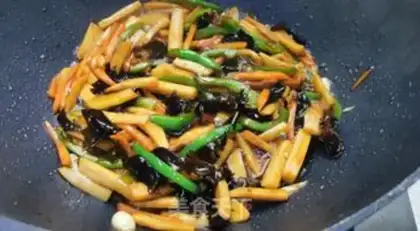 Make Apricot mushroom step 3