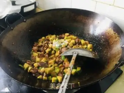 Make The lamb noodles step 5
