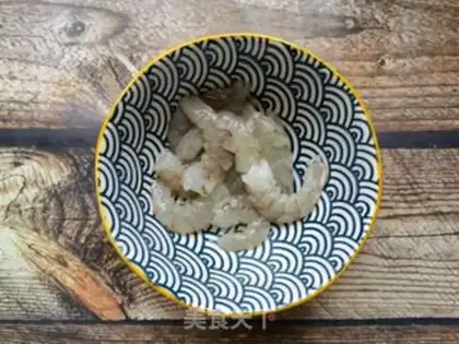 Make Shrimp-mute-mute-poo-ball fan soup step 0