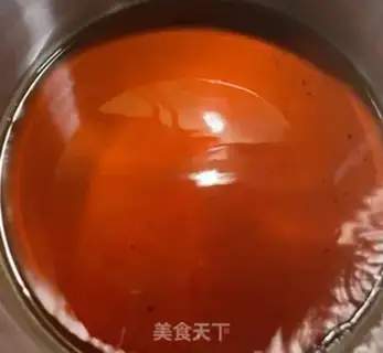 Make Black Drilling Milk Tea step 1