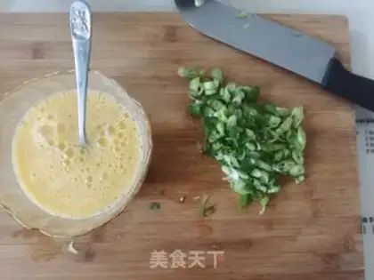 Make All-powerful egg sauce step 2