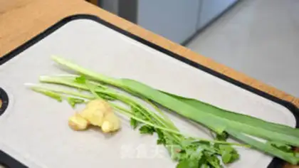 Make Air-fried coyote potatoes step 2