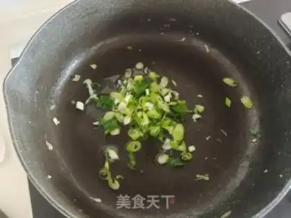Make All-powerful egg sauce step 5