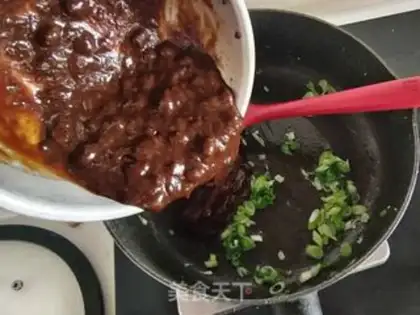 Make All-powerful egg sauce step 6