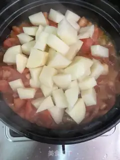 Make Tomato potato beef step 7