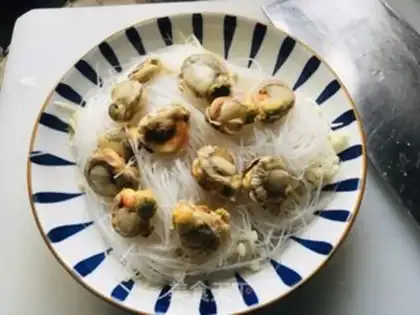 Make The golden mushroom fan, the garlic fan step 7