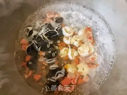 Make Shrimp-mute-mute-poo-ball fan soup step 10