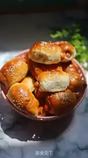 Make Ham sausage bread step 12