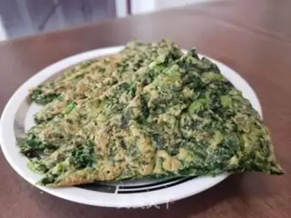 Make Noodle egg pancakes step 15