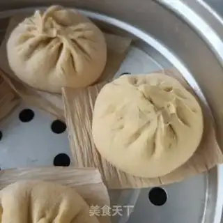 Make Pumpkin in front of the car step 22