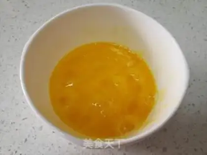 Make Cinnamon fried eggs step 4