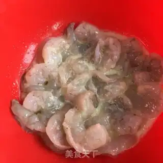 Make Shrimp tofu soup step 0