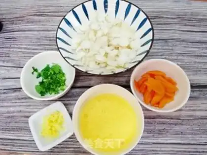 Make Lily fried eggs step 1