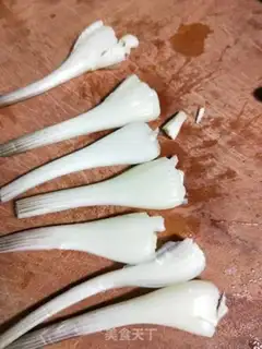 Make Scrambled eggs step 2