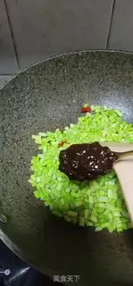 Make Soybean eggs and garlic step 7