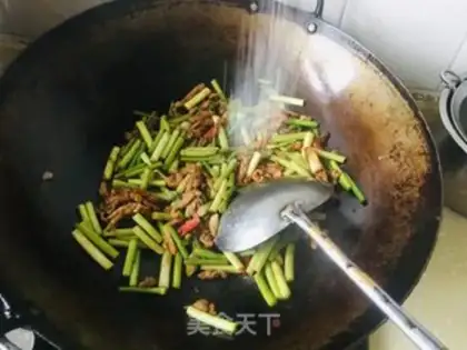 Make Garlic fried meat step 8