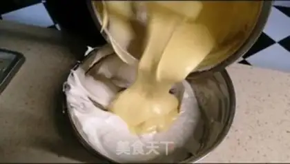 Make Chocolate-leaved fruit cake rolls step 10