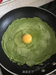 Make cucumber omelet step 1