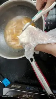 Make Tomato scissors step 0