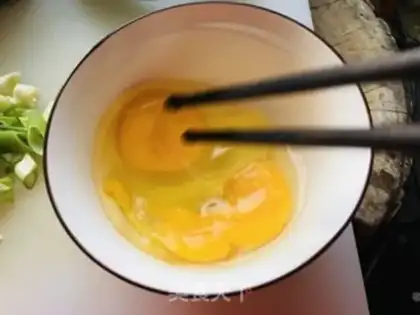 Make Eggs, tomatoes, vegetables step 2