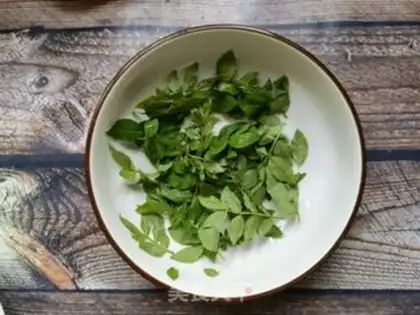 Make Pippie egg pancakes step 1