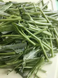 Make Garlic cabbage step 1