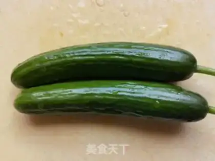 Make Dutch cucumber platters step 1
