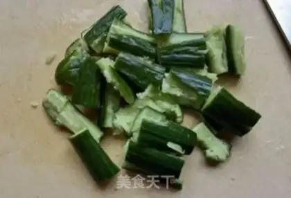 Make Dutch cucumber platters step 2