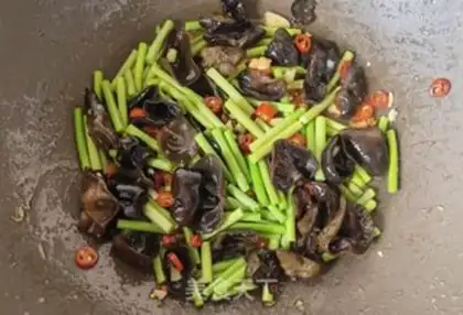 Make Garlic mussels step 13