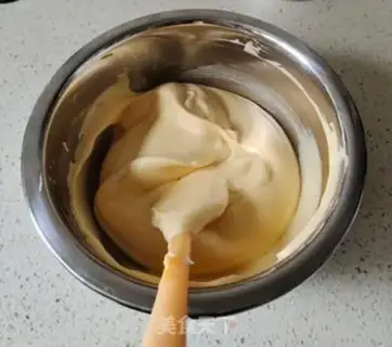 Make Six-inch pumpkin steam cake step 9