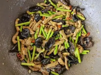 Make Garlic mussels step 17