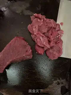 Make Golden pins and mushroom beef step 0