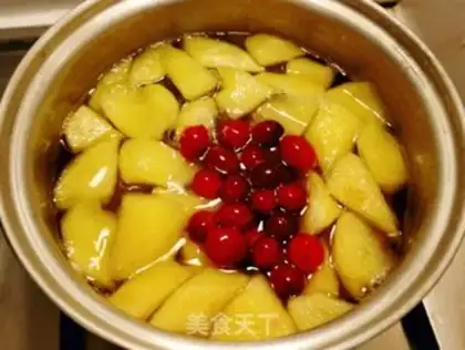 Make Cranberry apple water step 8