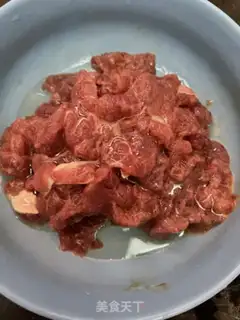 Make Golden pins and mushroom beef step 2