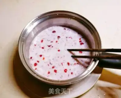 Make Cranberry milk step 4